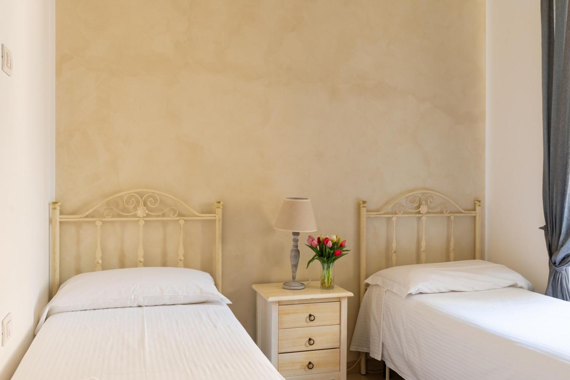 Palazzo De Luca By Apulia Hospitality Bed & Breakfast Fasano Exterior photo